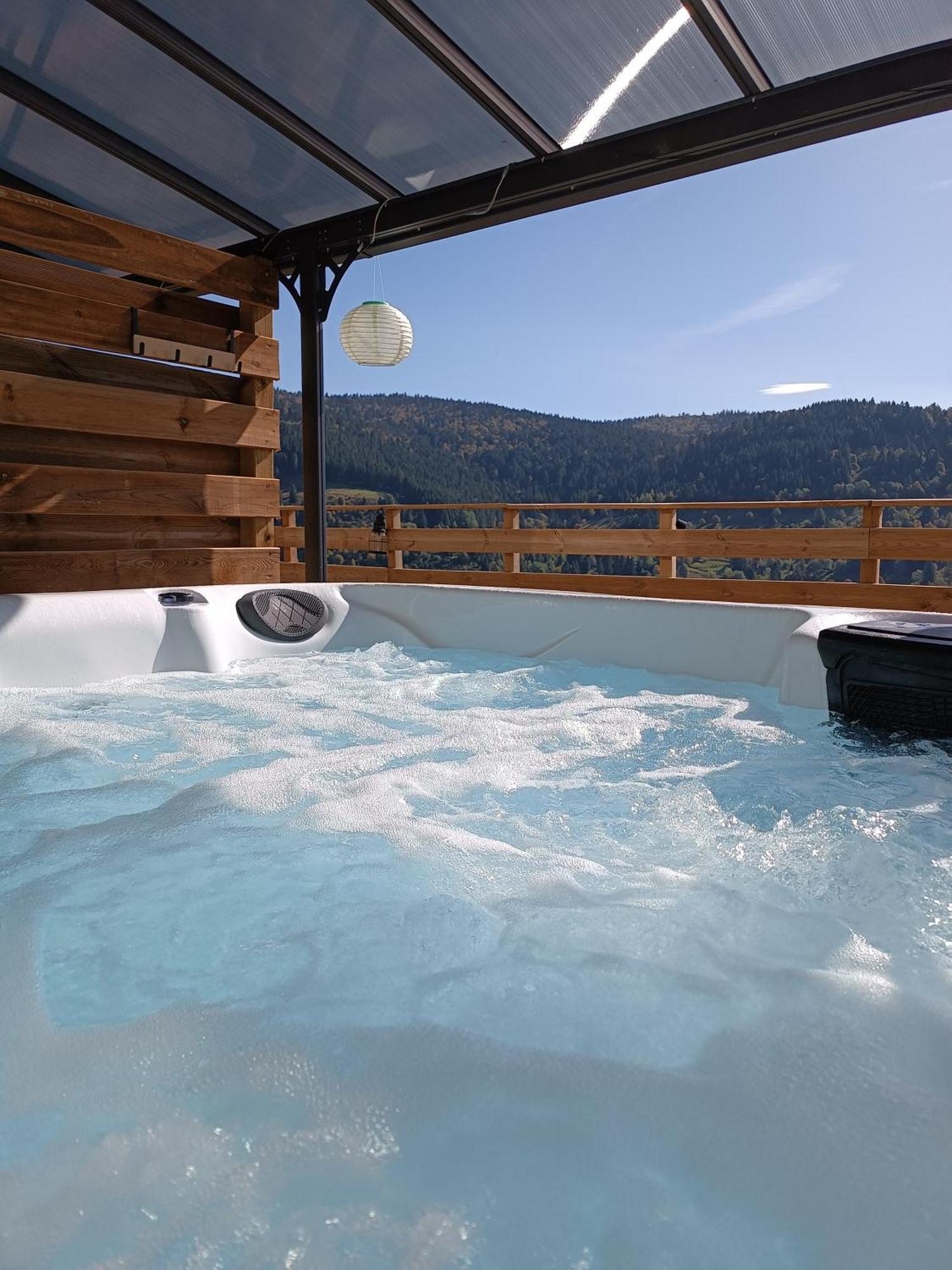 Les Chalets Bambi & Jacuzzi Privatif Ла-Бресс Екстер'єр фото