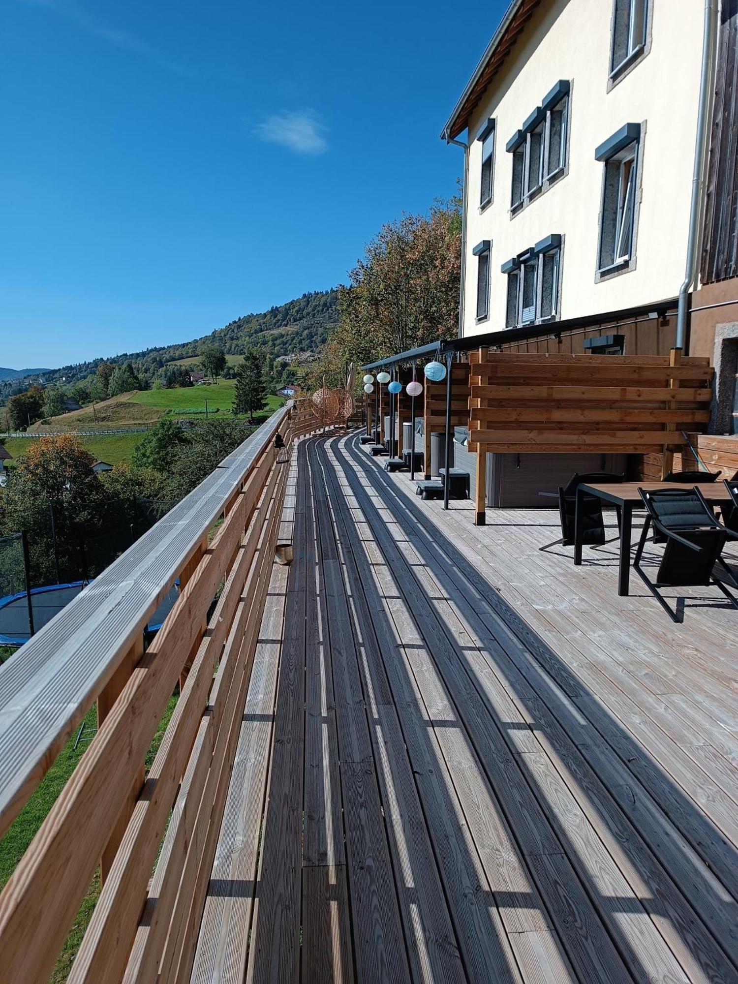 Les Chalets Bambi & Jacuzzi Privatif Ла-Бресс Екстер'єр фото